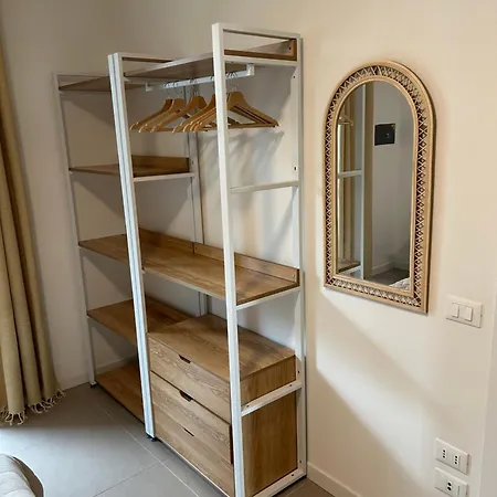 Sunset Apartment *